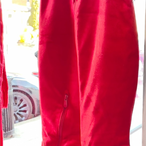 …Red… over the knee… Boots… Like new! Size 9.5 - Picture 2 of 5